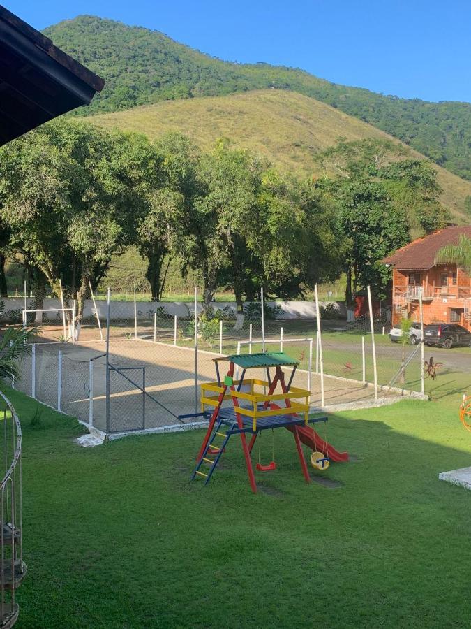 Chale Lazer Completo 700Mts Praia อูบาตูบา ภายนอก รูปภาพ